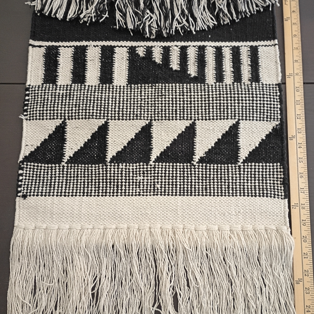 Black and White Geometric Knit Wall Hanging 20" X 25". NEW. 100% Cotton